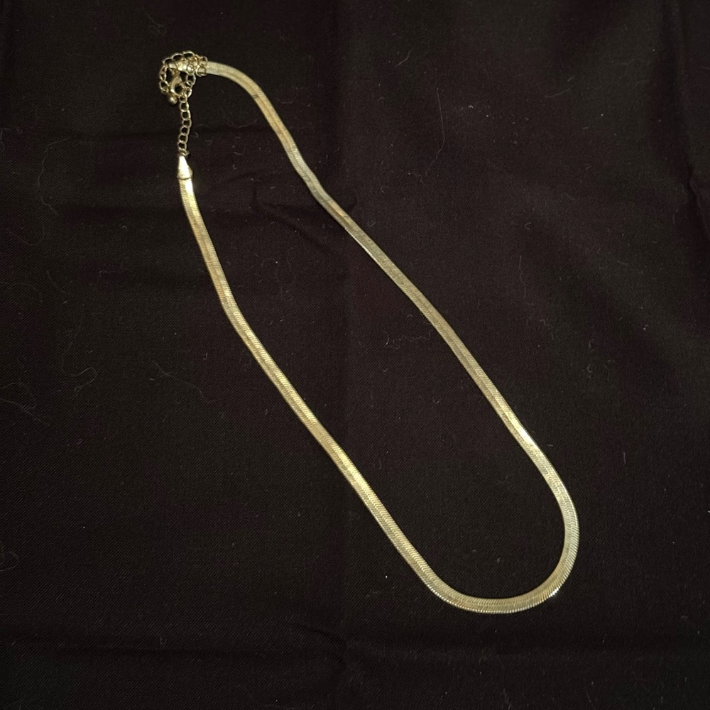 Elegant Gold Herringbone Necklace